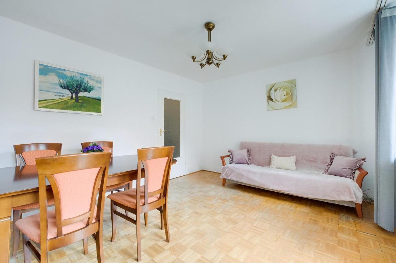 2 Bedroom Apartment In Green Location Warszawa Eksteriør bilde